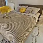 Apartamento Golden Horizon Hanza Tower - & Sky View *