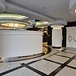 Golden Horizon Hanza Tower - & Sky View *