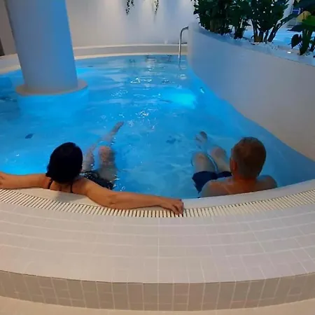 Lägenhet Golden Horizon Hanza Tower - & Sky View