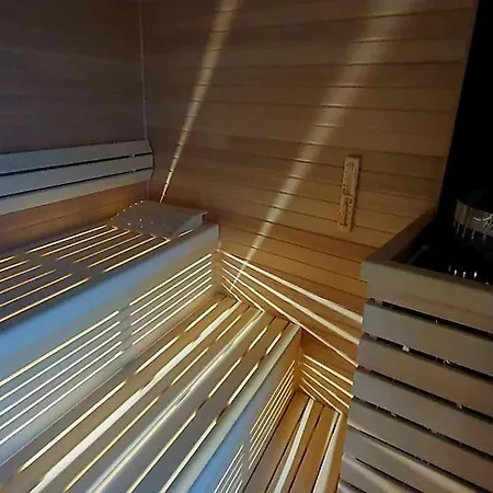 Golden Horizon Hanza Tower - & Sky View Lägenhet