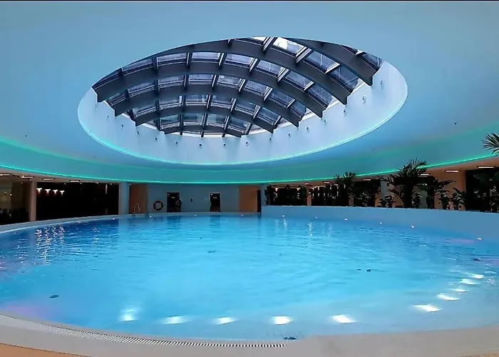 Golden Horizon Hanza Tower - & Sky View Szczecin