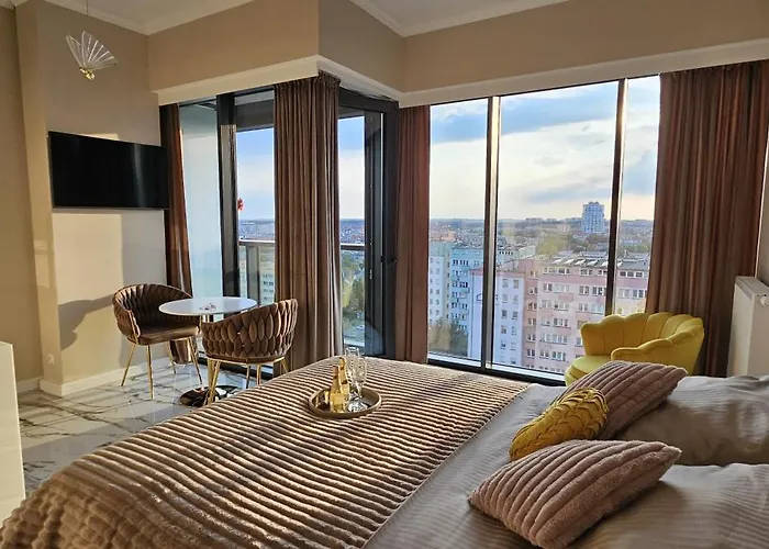 Golden Horizon Hanza Tower - & Sky View シュチェチン