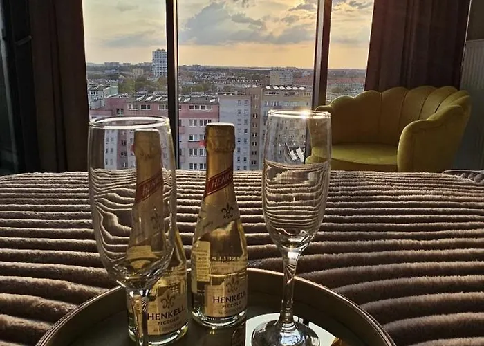 Golden Horizon Hanza Tower - & Sky View * シュチェチン